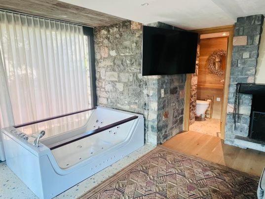 Family Suite With Garden And Amaizing View To Lugano Cademario Exterior photo