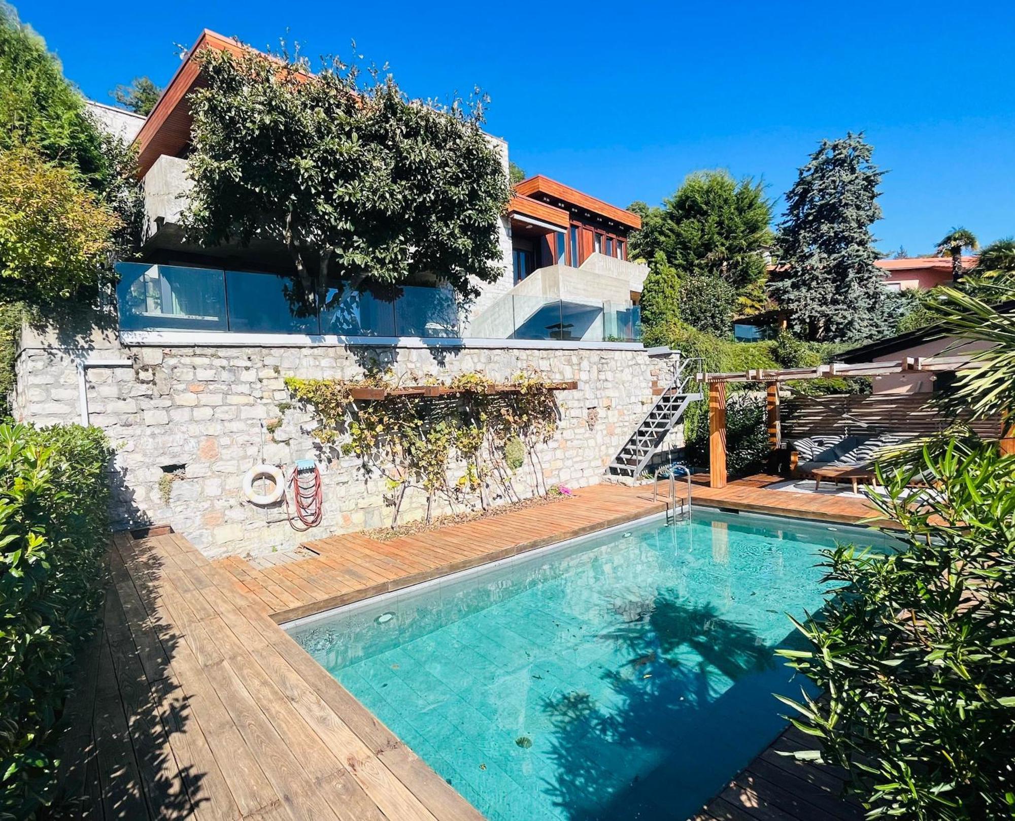 Family Suite With Garden And Amaizing View To Lugano Cademario Exterior photo